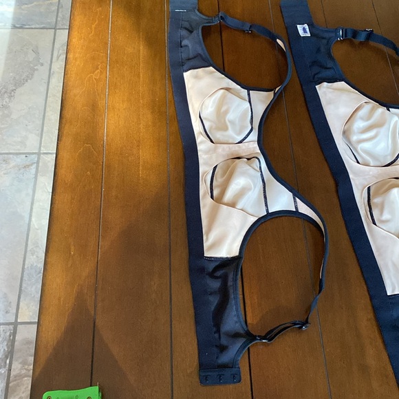 Vintage LULULEMON Black Bra 36C - Picture 2 of 4